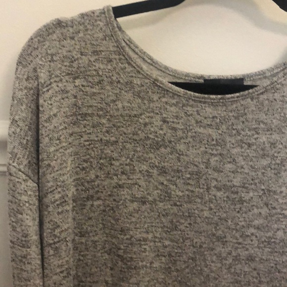 Knit Grey Three-Quarter Length Sleeve Tapered Top - Picture 2 of 12